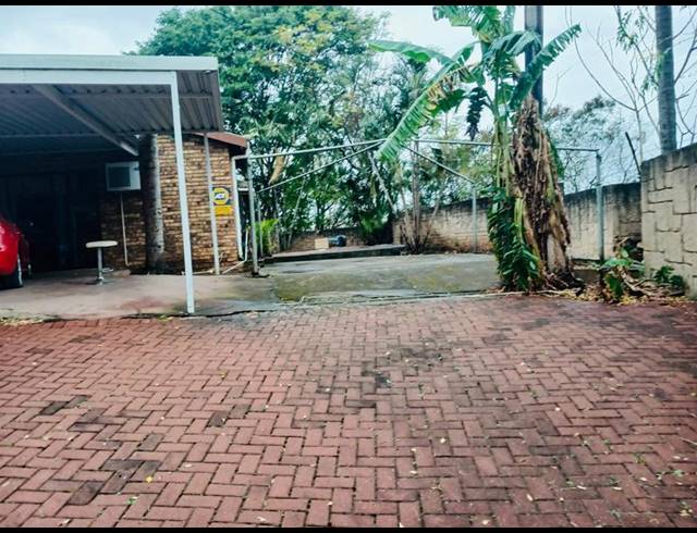 3 BEDROOM HOUSE FOR SALE IN NEWLANDS WEST